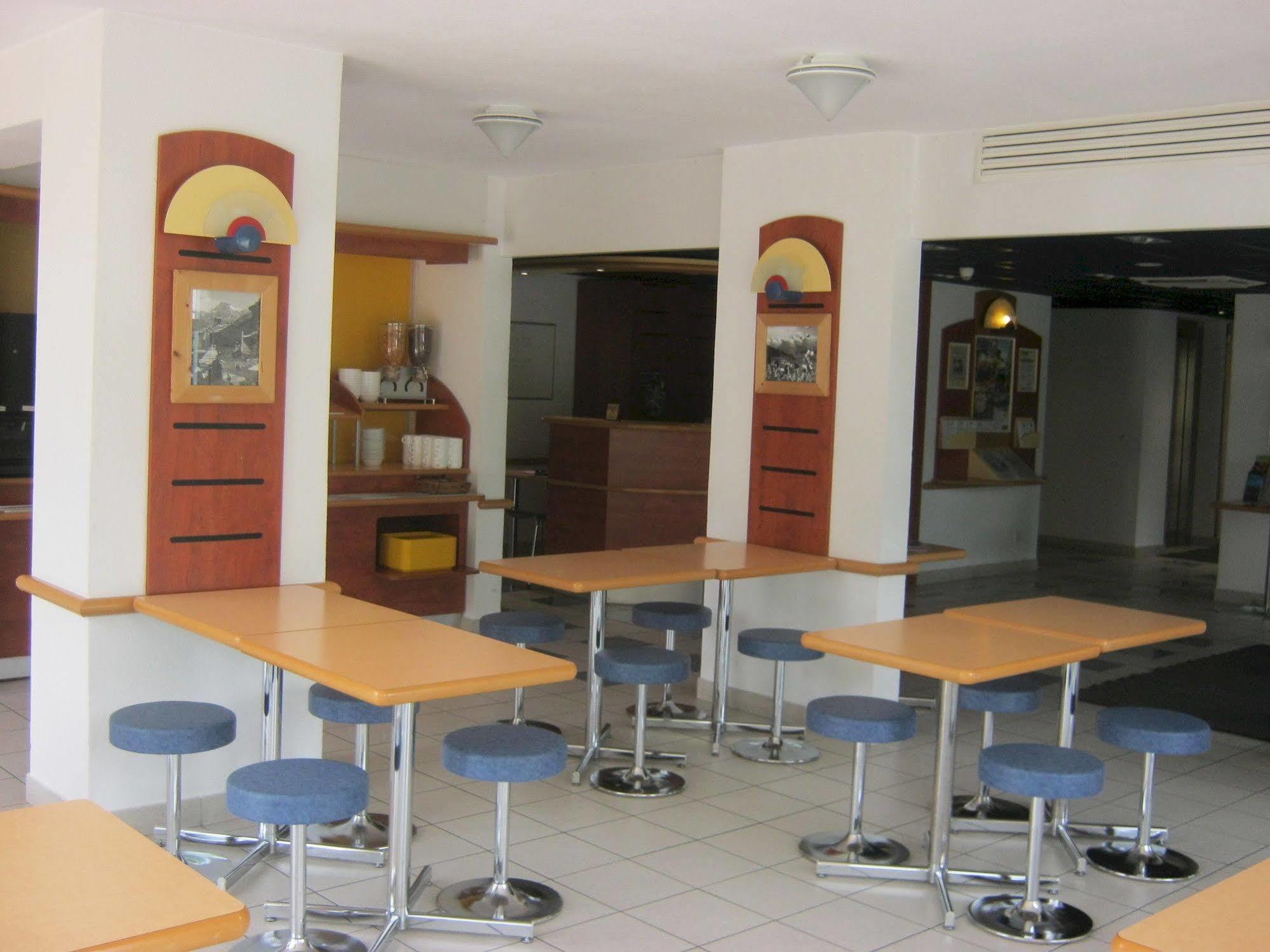 Ibis Budget Saint Jean De Maurienne Sainte-Marie-de-Cuines Exterior photo